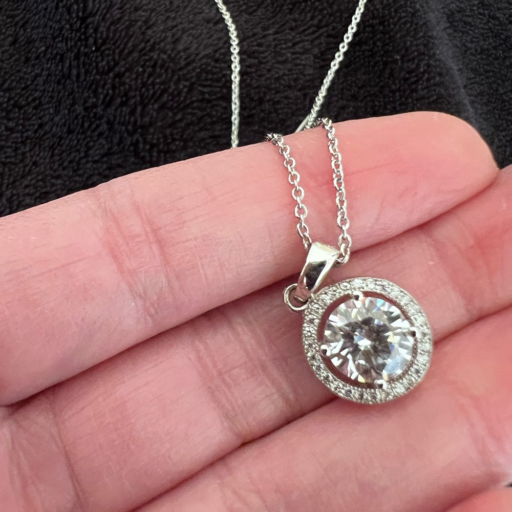 Elegant Silver Necklace & Earrings Set with zirconia